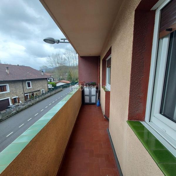 Foto c2cbfc1c-62ca-4fbc-9fc1-ca0893ef098b. Piso vivienda de tres habitaciones con terraza de 35 m2, en venta, en euba en Amorebieta - Etxano Foto c2cbfc1c-62ca-4fbc-9fc1-ca0893ef098b. Piso vivienda de tres habitaciones con terraza de 35 m2, en venta, en euba en Amorebieta - Etxano