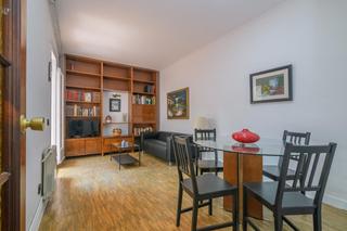 Pis  Carrer repartidor. Vivienda planta 1 de 100m2 amplia, con más de 15m2 de terraza y Pis  Carrer repartidor. Vivienda planta 1 de 100m2 amplia, con más de 15m2 de terraza y