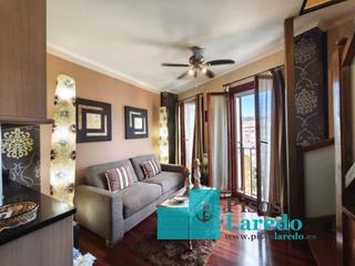 Appartement  Merenillo 1. Bonito duplex en pleno centro de laredo Appartement  Merenillo 1. Bonito duplex en pleno centro de laredo