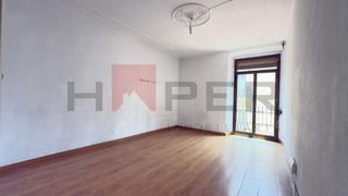 Appartamento  Nou de la rambla. Vivienda de 6 dormitorios junto las ramblas de barcelona Appartamento  Nou de la rambla. Vivienda de 6 dormitorios junto las ramblas de barcelona