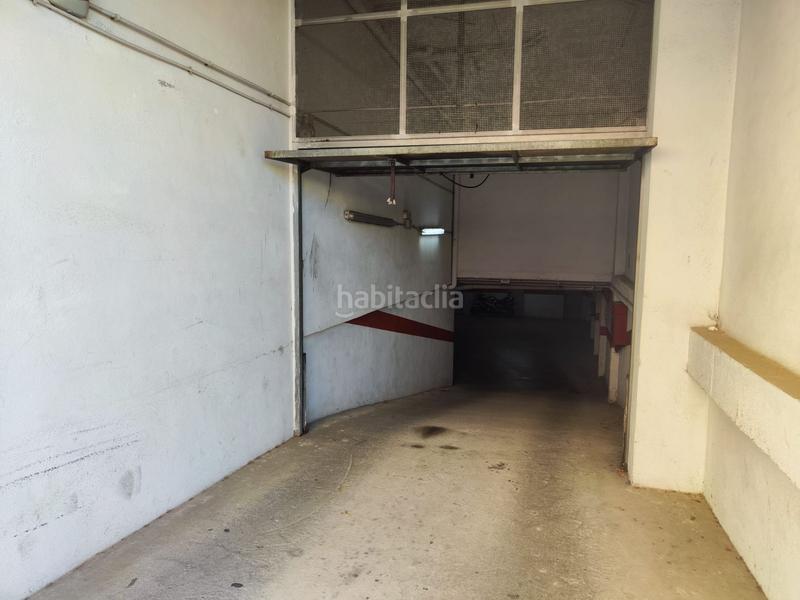 Foto 9d756bfb-01c3-4e64-942b-cb6294d872ac. Aparcament cotxe a Llagostera Foto 9d756bfb-01c3-4e64-942b-cb6294d872ac. Aparcament cotxe a Llagostera