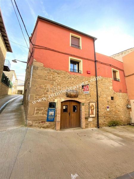 Foto 671dc0a5-b9fe-4b74-af77-15a515f0d403. Edifici a Yerri Foto 671dc0a5-b9fe-4b74-af77-15a515f0d403. Edifici a Yerri