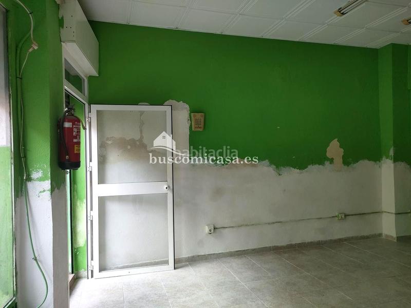 Foto a159858d-37ea-4221-b33f-0acc6d8f9a8a. Local comercial a Peñamefecit - Avda Barcelona Jaén Foto a159858d-37ea-4221-b33f-0acc6d8f9a8a. Local comercial a Peñamefecit - Avda Barcelona Jaén