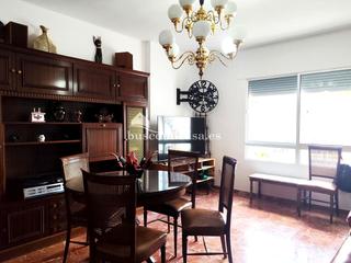 Casa adossada Río guadiana. Oportunidad de gran casa junto a la parroquia de san juan de dio Casa adossada Río guadiana. Oportunidad de gran casa junto a la parroquia de san juan de dio