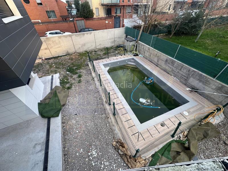 Foto 3c65a678-66e7-4c65-8a4b-8cc32783db89. Casa chalet independiente con piscina en zona los manzanos en Lardero Foto 3c65a678-66e7-4c65-8a4b-8cc32783db89. Casa chalet independiente con piscina en zona los manzanos en Lardero