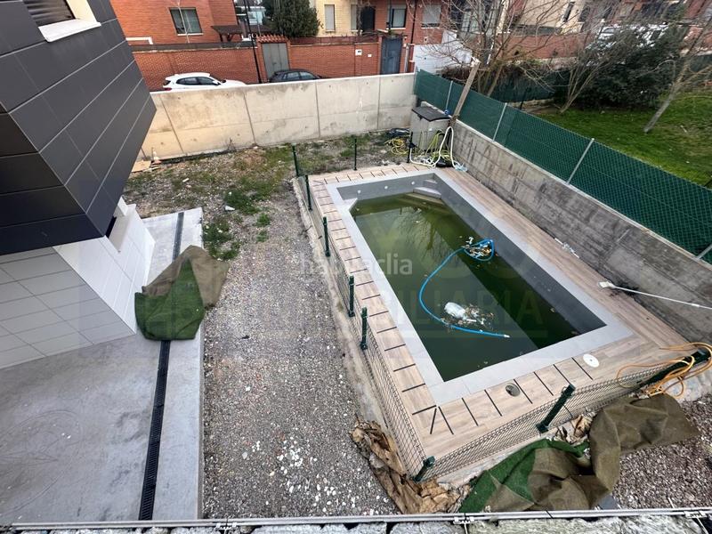 Foto caa54fc0-f6ea-4986-83e9-faa1e5ff28e3. Casa chalet independiente con piscina en zona los manzanos en Lardero Foto caa54fc0-f6ea-4986-83e9-faa1e5ff28e3. Casa chalet independiente con piscina en zona los manzanos en Lardero