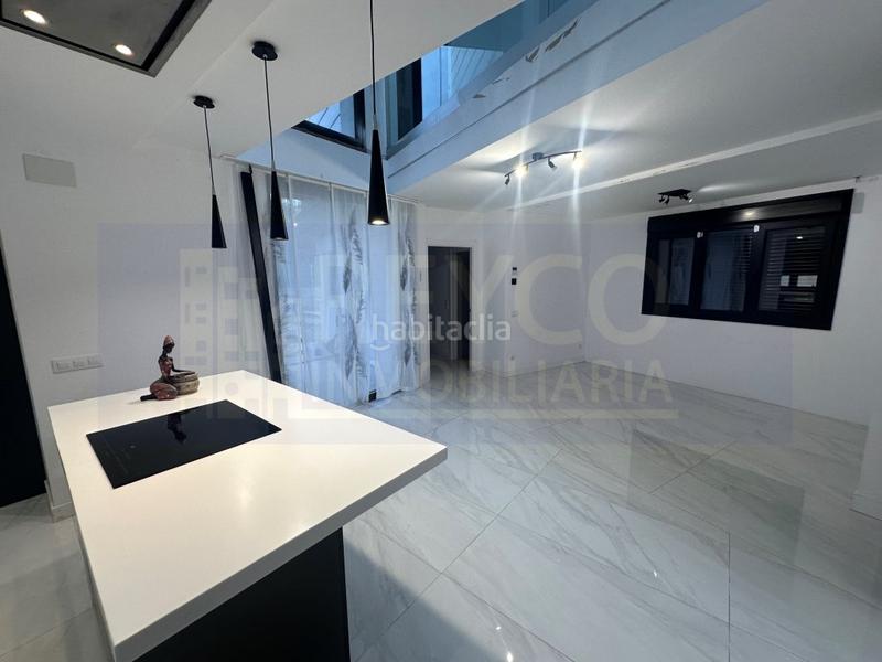 Foto d973d4aa-1074-4dfc-86e9-d0cedb52542f. Casa chalet independiente con piscina en zona los manzanos en Lardero Foto d973d4aa-1074-4dfc-86e9-d0cedb52542f. Casa chalet independiente con piscina en zona los manzanos en Lardero