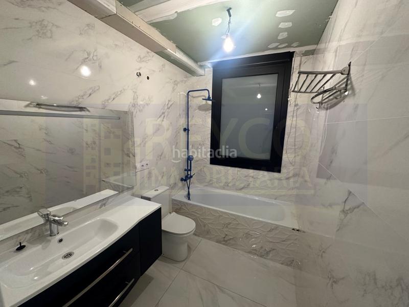 Foto e109b5d0-82fb-414e-a14c-5abff593f98e. Casa chalet independiente con piscina en zona los manzanos en Lardero Foto e109b5d0-82fb-414e-a14c-5abff593f98e. Casa chalet independiente con piscina en zona los manzanos en Lardero