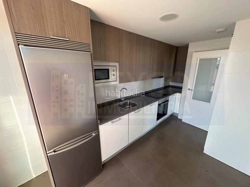 Foto 38d3b1b0-1b56-4ae1-9f7e-ee72c275b4e4. Apartamento ático en r1 en Lardero Foto 38d3b1b0-1b56-4ae1-9f7e-ee72c275b4e4. Apartamento ático en r1 en Lardero