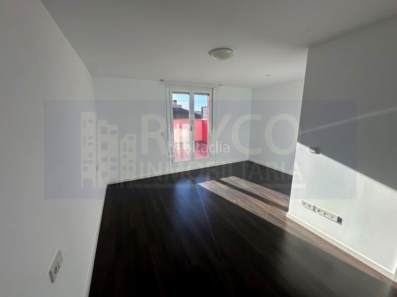 Foto 49150987-611f-4b95-98d7-f709de62591c. Apartamento ático en r1 en Lardero Foto 49150987-611f-4b95-98d7-f709de62591c. Apartamento ático en r1 en Lardero