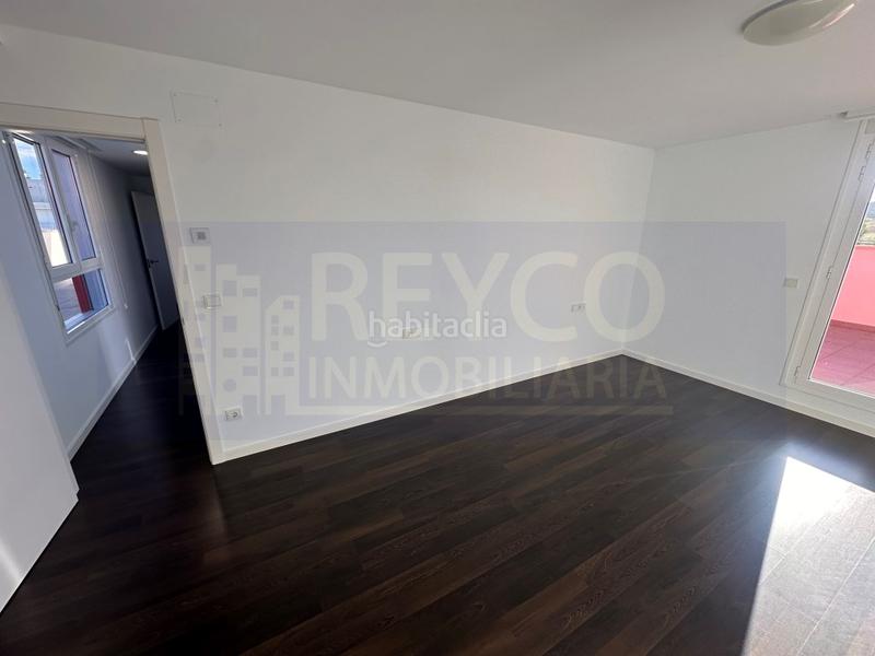 Foto 68b69fda-aee8-4b40-927d-4eae68eee223. Apartamento ático en r1 en Lardero Foto 68b69fda-aee8-4b40-927d-4eae68eee223. Apartamento ático en r1 en Lardero