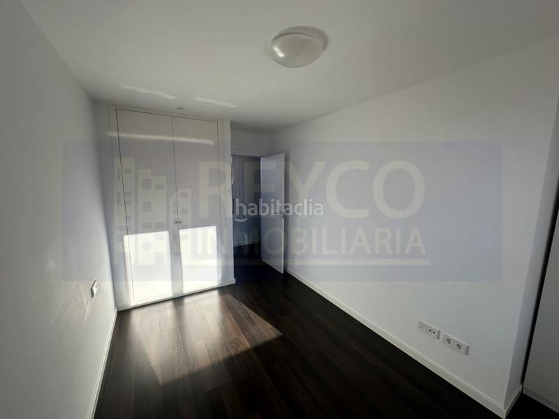 Foto 7a74d5e3-61b6-4f7e-836f-7dc91fdf5ef9. Apartamento ático en r1 en Lardero Foto 7a74d5e3-61b6-4f7e-836f-7dc91fdf5ef9. Apartamento ático en r1 en Lardero