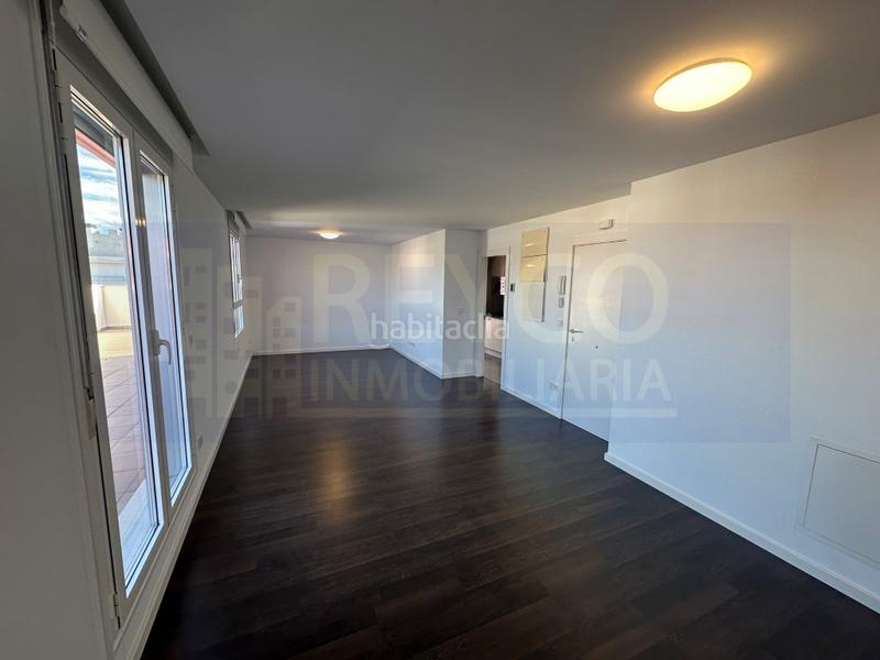 Foto 9dafdb49-22ec-47a0-9d54-66f2647f887d. Apartamento ático en r1 en Lardero Foto 9dafdb49-22ec-47a0-9d54-66f2647f887d. Apartamento ático en r1 en Lardero