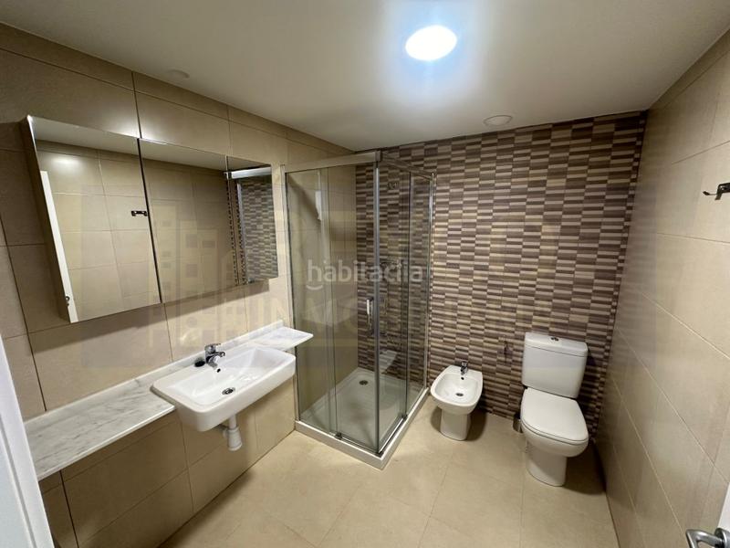 Foto f008e8c0-7395-4baf-a79d-1d62266b2278. Apartamento ático en r1 en Lardero Foto f008e8c0-7395-4baf-a79d-1d62266b2278. Apartamento ático en r1 en Lardero