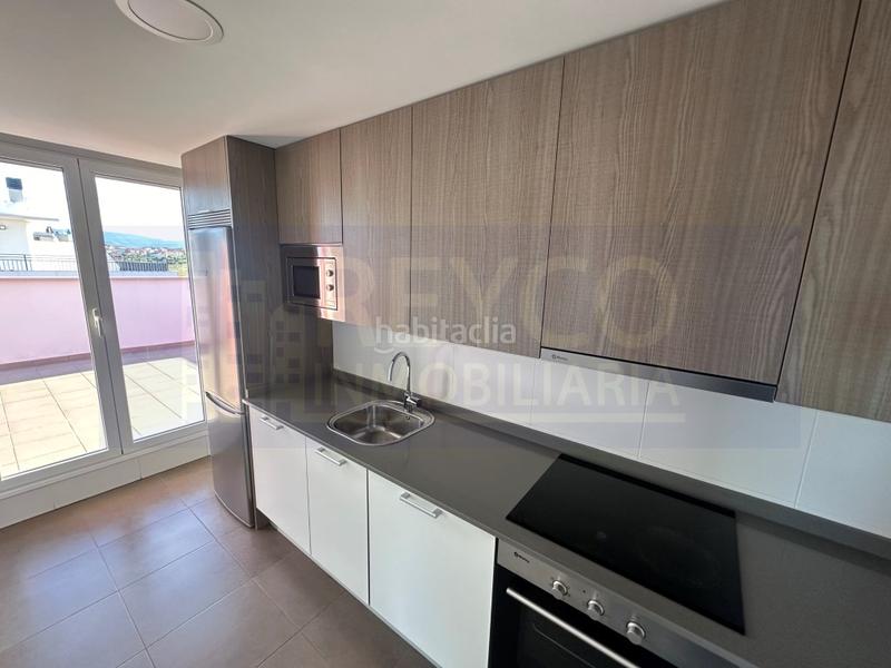 Foto fbdaa75c-d451-4072-b5f7-fe366248d152. Apartamento ático en r1 en Lardero Foto fbdaa75c-d451-4072-b5f7-fe366248d152. Apartamento ático en r1 en Lardero