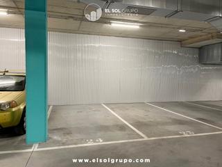 Autoparkplatz in Calle josé maría martínez 5. ¡plaza de garaje para coche grande! Autoparkplatz in Calle josé maría martínez 5. ¡plaza de garaje para coche grande!