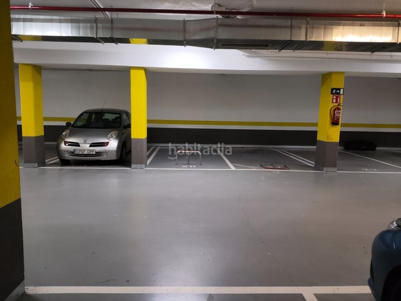 Foto a54e7620-21ce-4c24-8159-cdeb9d1edffe. Autoparkplatz in Urduliz Foto a54e7620-21ce-4c24-8159-cdeb9d1edffe. Autoparkplatz in Urduliz