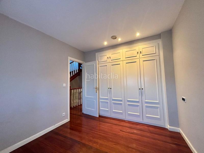 Foto 128914ae-cb94-4698-bdd4-52f9ec2823ac. Maison jumelée avec chauffage parking dans Urduliz Foto 128914ae-cb94-4698-bdd4-52f9ec2823ac. Maison jumelée avec chauffage parking dans Urduliz