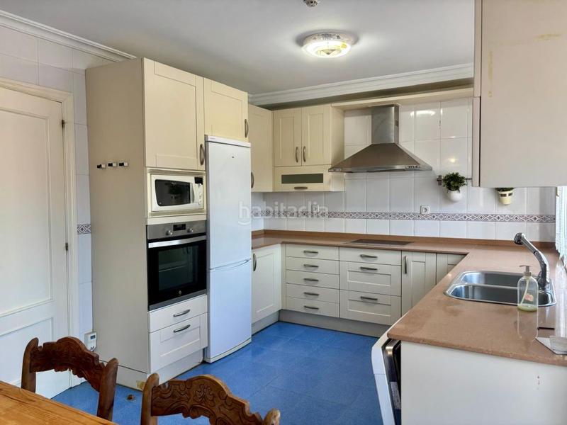 Foto 1a5a824d-8c3c-44e1-86f5-05f66d9bc07e. Maison jumelée avec chauffage parking dans Urduliz Foto 1a5a824d-8c3c-44e1-86f5-05f66d9bc07e. Maison jumelée avec chauffage parking dans Urduliz