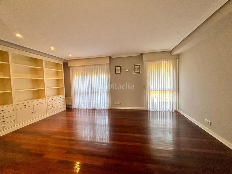 Foto d077c2ac-6b77-4f5e-ba08-c3934c4f6287. Maison jumelée avec chauffage parking dans Urduliz Foto d077c2ac-6b77-4f5e-ba08-c3934c4f6287. Maison jumelée avec chauffage parking dans Urduliz