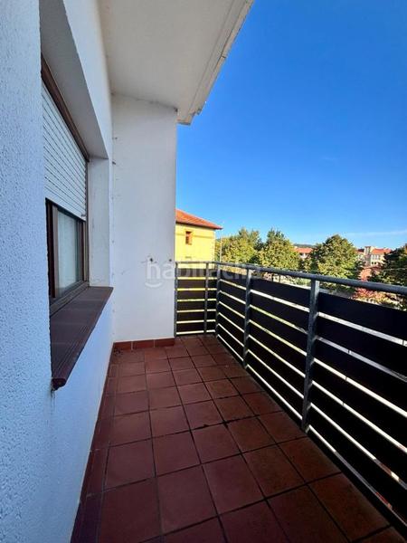 Foto e5a9b93a-8224-4980-95b2-f81eecf2c4d8. Maison jumelée avec chauffage parking dans Urduliz Foto e5a9b93a-8224-4980-95b2-f81eecf2c4d8. Maison jumelée avec chauffage parking dans Urduliz