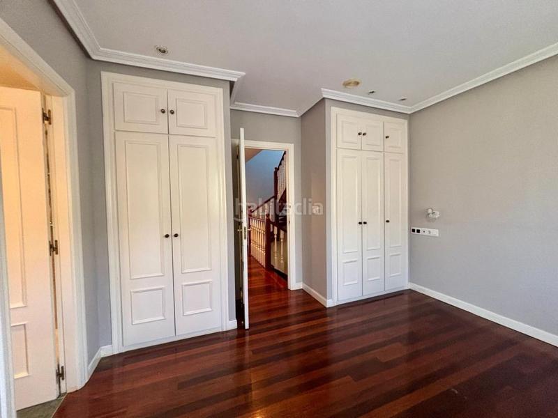 Foto f6cfb3e7-8fb7-4dbf-aa41-f1422a19fe20. Maison jumelée avec chauffage parking dans Urduliz Foto f6cfb3e7-8fb7-4dbf-aa41-f1422a19fe20. Maison jumelée avec chauffage parking dans Urduliz