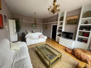 Rent Apartment in Cort Rent Apartment in Cort