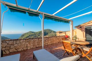 Rent Penthouse in Estellencs. Hermoso ático en estellencs con preciosas vistas al mar y la mon Rent Penthouse in Estellencs. Hermoso ático en estellencs con preciosas vistas al mar y la mon