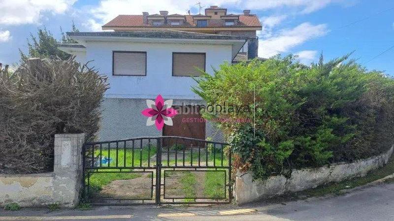 Foto 1f3160c5-08f9-4485-9353-c65694d42ae6. Casa amb aparcament a Palacio Noja Foto 1f3160c5-08f9-4485-9353-c65694d42ae6. Casa amb aparcament a Palacio Noja