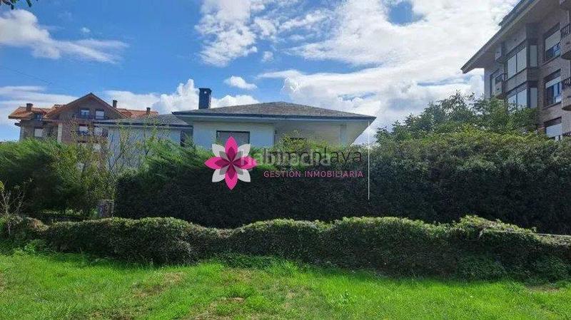 Foto c5fccd6a-3218-4be4-be70-a7d476e28123. Casa amb aparcament a Palacio Noja Foto c5fccd6a-3218-4be4-be70-a7d476e28123. Casa amb aparcament a Palacio Noja