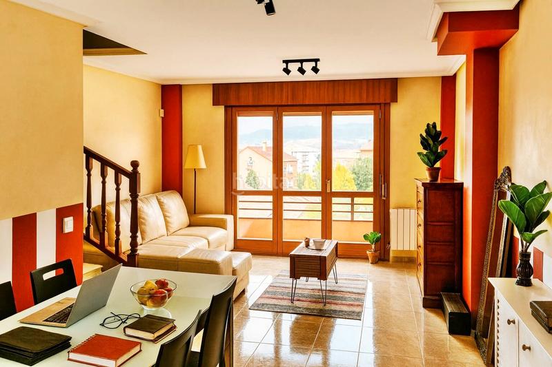 Foto 0fb09bf5-6c6f-44d0-8036-14acac89be8c. Lloguer pis amb calefacció aparcament a Voto Foto 0fb09bf5-6c6f-44d0-8036-14acac89be8c. Lloguer pis amb calefacció aparcament a Voto