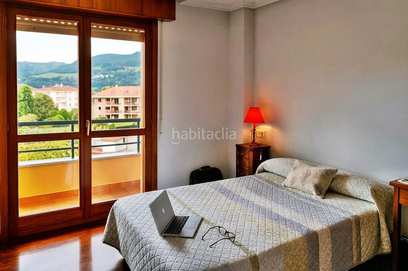 Foto 8a00e38b-f69e-4b52-ace1-f5932384c7df. Lloguer pis amb calefacció aparcament a Voto Foto 8a00e38b-f69e-4b52-ace1-f5932384c7df. Lloguer pis amb calefacció aparcament a Voto