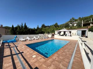 Maison à Pontons. Acogedora casa independiente con jardín, piscina y sala de fiest Maison à Pontons. Acogedora casa independiente con jardín, piscina y sala de fiest