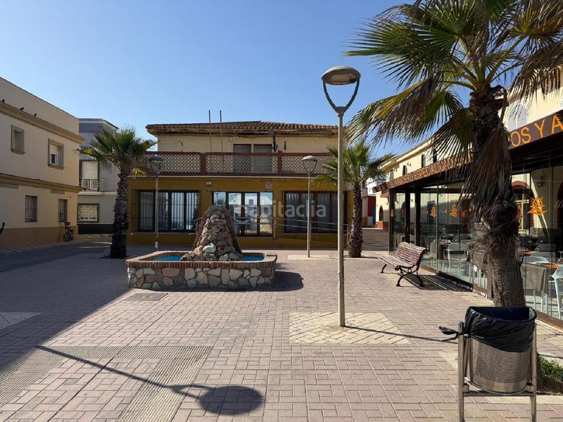 Foto b1af8953-88dc-4e7c-b436-6725183bad29. Chalet canarias 13 en La Atunara-Periáñez Línea de la Concepción (La) Foto b1af8953-88dc-4e7c-b436-6725183bad29. Chalet canarias 13 en La Atunara-Periáñez Línea de la Concepción (La)