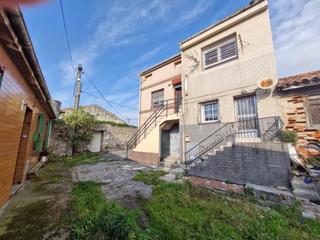 Haus in Calle de san miguel 35. Casa adosada en b san miguel de monte, santander Haus in Calle de san miguel 35. Casa adosada en b san miguel de monte, santander