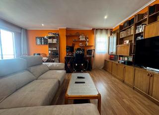 Pis a Corrales de Buelna (Los). Vivienda de protección oficial vpo en el centro de los corrales Pis a Corrales de Buelna (Los). Vivienda de protección oficial vpo en el centro de los corrales