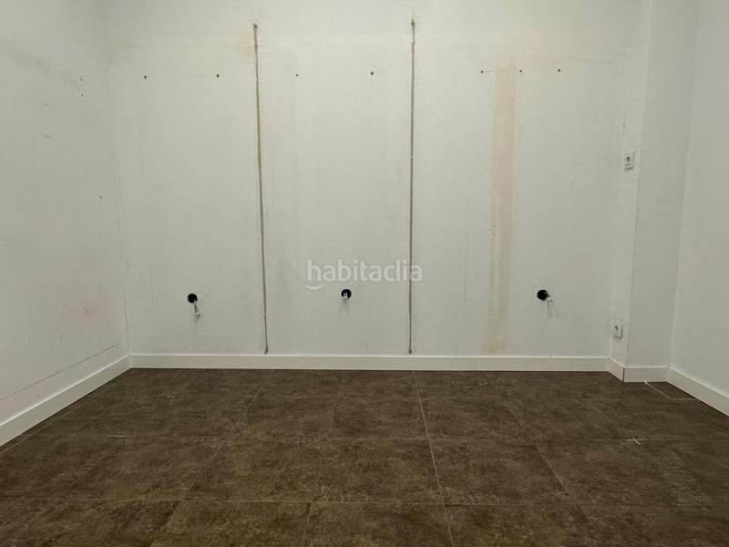 Foto fa706b76-4c95-46b2-83b8-0fc69aa1717c. Alquiler local comercial  en primera línea comercial excelente ubicación!!!! en Santander Foto fa706b76-4c95-46b2-83b8-0fc69aa1717c. Alquiler local comercial  en primera línea comercial excelente ubicación!!!! en Santander