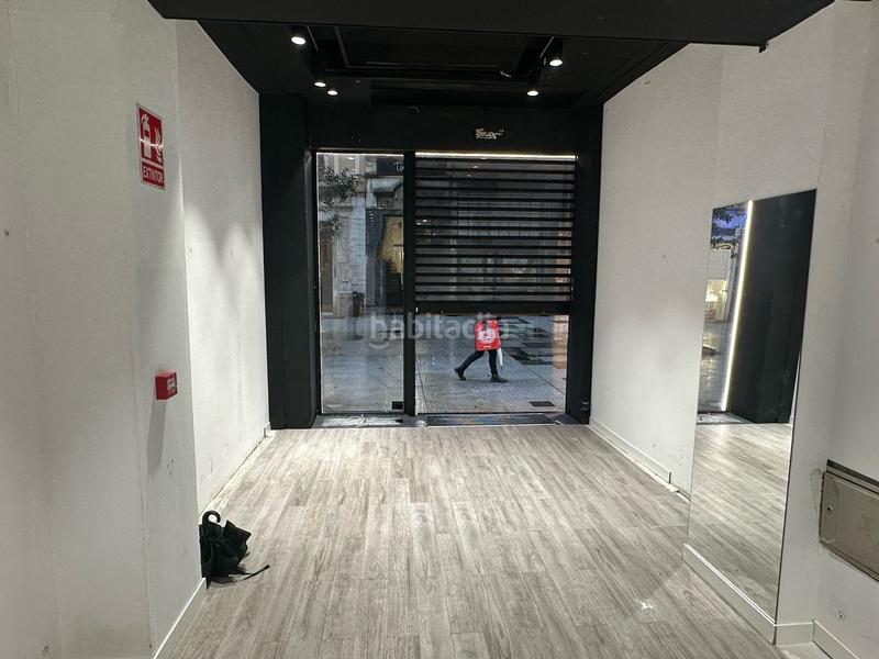 Foto 3ce39c76-8c61-4676-89d4-abdb66d2f71c. Location local commercial dans Centro - Ayuntamiento Santander Foto 3ce39c76-8c61-4676-89d4-abdb66d2f71c. Location local commercial dans Centro - Ayuntamiento Santander