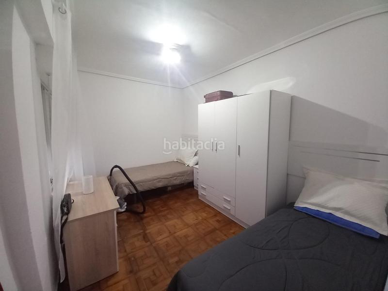 Foto fdf57d79-f71e-45f6-bc6d-7e0f13520e1c. Lloguer pis amb calefacció a Inmobiliaria - Barreda Torrelavega Foto fdf57d79-f71e-45f6-bc6d-7e0f13520e1c. Lloguer pis amb calefacció a Inmobiliaria - Barreda Torrelavega