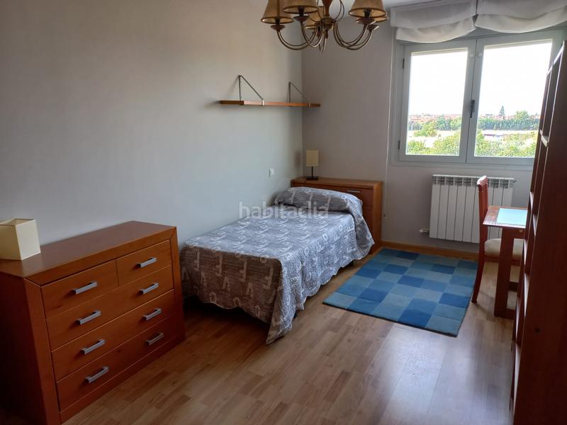 Foto bf3b8f1b-3642-4db5-a995-b3f3045174ff. Appartement avec chauffage parking dans Lardero Foto bf3b8f1b-3642-4db5-a995-b3f3045174ff. Appartement avec chauffage parking dans Lardero