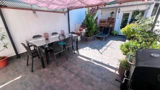 Casa a Poble - Casc Antic. Casa reformada con patio de 85m² y dos terrazas Casa a Poble - Casc Antic. Casa reformada con patio de 85m² y dos terrazas