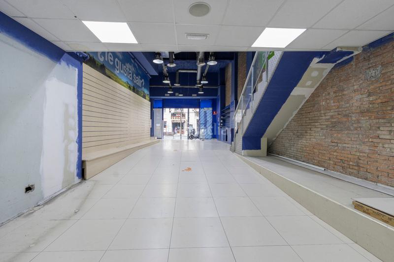 Foto fbfdc5cf-f842-4a67-b0dc-727139ccca23. Alquiler local comercial gran local comercial de 923m2 en carretera de Sants, en Barcelona Foto fbfdc5cf-f842-4a67-b0dc-727139ccca23. Alquiler local comercial gran local comercial de 923m2 en carretera de Sants, en Barcelona