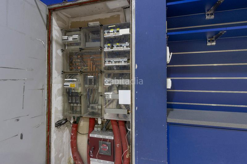 Foto a0b7642f-c2b5-41eb-a8ec-d6488d6ae828. Lloguer local comercial a Sants Barcelona Foto a0b7642f-c2b5-41eb-a8ec-d6488d6ae828. Lloguer local comercial a Sants Barcelona