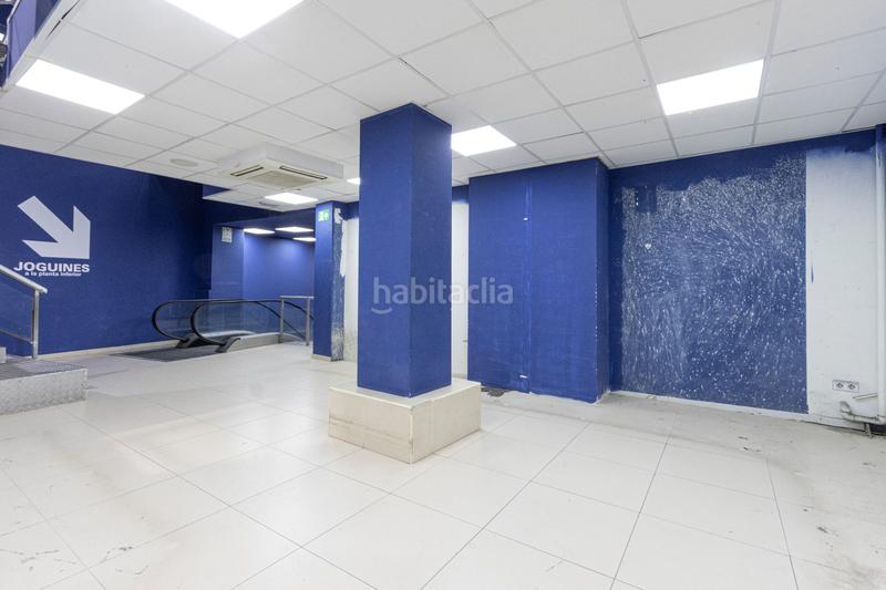 Foto f40c2118-6f42-4e03-b696-b6515f5c2901. Lloguer local comercial a Sants Barcelona Foto f40c2118-6f42-4e03-b696-b6515f5c2901. Lloguer local comercial a Sants Barcelona