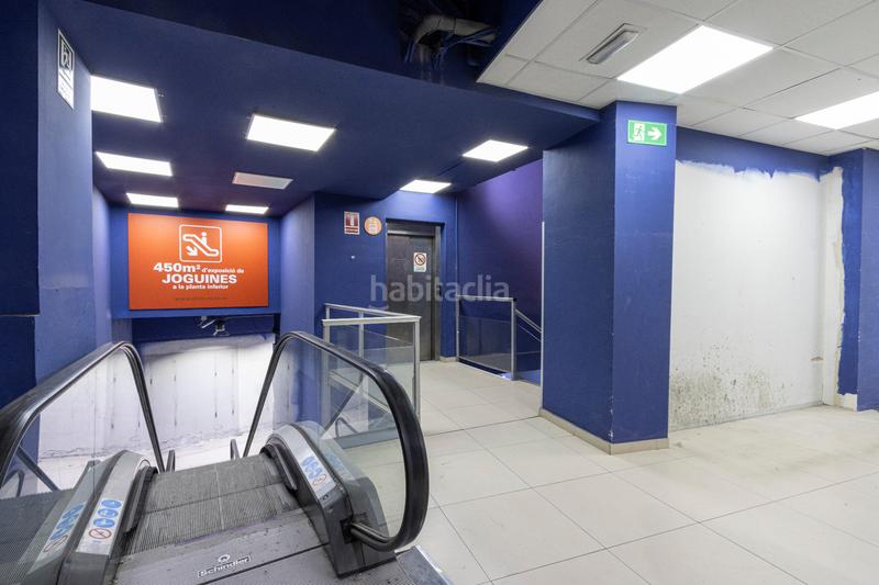 Foto f43fcbcd-64a7-40ea-a168-60905da633af. Lloguer local comercial a Sants Barcelona Foto f43fcbcd-64a7-40ea-a168-60905da633af. Lloguer local comercial a Sants Barcelona