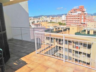 Alquiler Ático Marques de fontsanta- jaume balmes. Terraza,parking y trastero opcio Alquiler Ático Marques de fontsanta- jaume balmes. Terraza,parking y trastero opcio