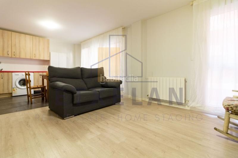 Foto 2dc843ba-2d85-446d-8d3f-987fd5ac6fb5. Piso luminoso piso con armarios empotrados y salón con cocina abierta en Berriz Foto 2dc843ba-2d85-446d-8d3f-987fd5ac6fb5. Piso luminoso piso con armarios empotrados y salón con cocina abierta en Berriz