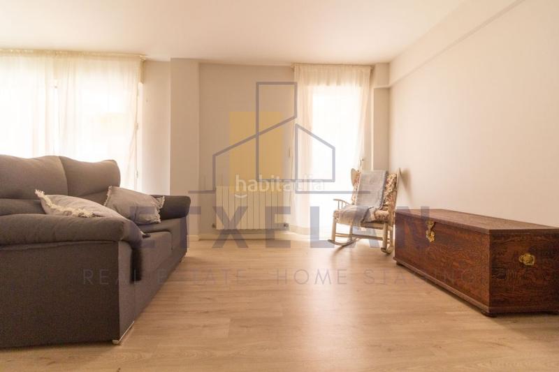 Foto 51be128b-0a5e-4da6-a741-b63b4294cf21. Piso luminoso piso con armarios empotrados y salón con cocina abierta en Berriz Foto 51be128b-0a5e-4da6-a741-b63b4294cf21. Piso luminoso piso con armarios empotrados y salón con cocina abierta en Berriz