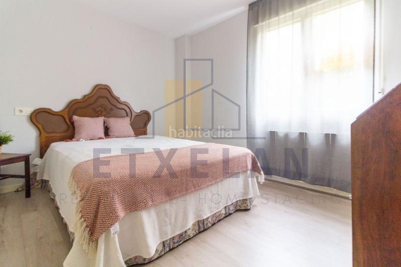 Foto 55cf5515-3906-4f15-938a-73d84ebbc7cb. Piso luminoso piso con armarios empotrados y salón con cocina abierta en Berriz Foto 55cf5515-3906-4f15-938a-73d84ebbc7cb. Piso luminoso piso con armarios empotrados y salón con cocina abierta en Berriz