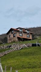 Maison Poblado pineres. Casa de piedra en piñeres, cantabria Maison Poblado pineres. Casa de piedra en piñeres, cantabria
